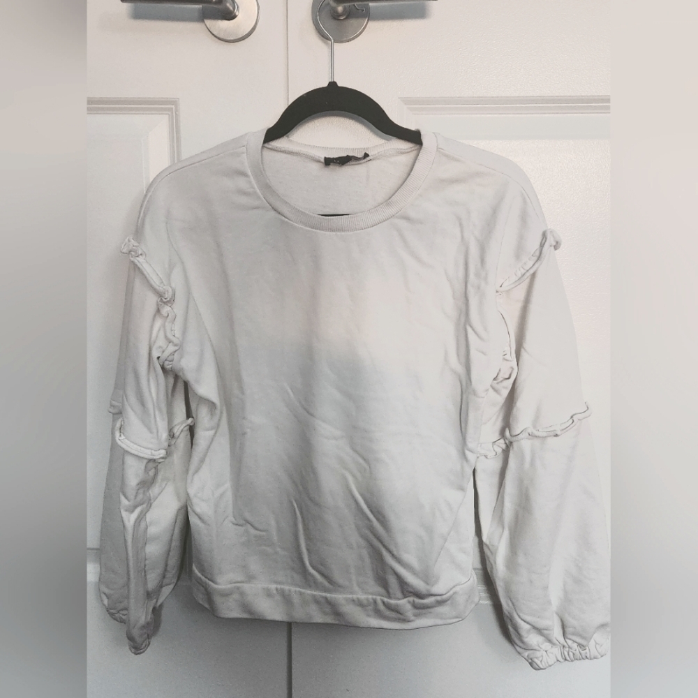 Cute ruffled white sweatshirt